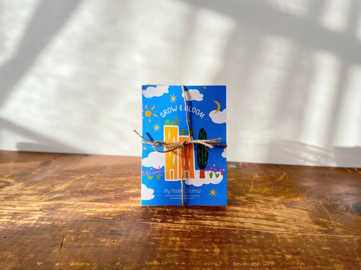 Golden Light Relaxation Set: "Vacation" Scented (Sea Spray + Driftwood + Water Lily) Candle,  Meditation Card + Mindfulness Journal (Grow & Bloom)