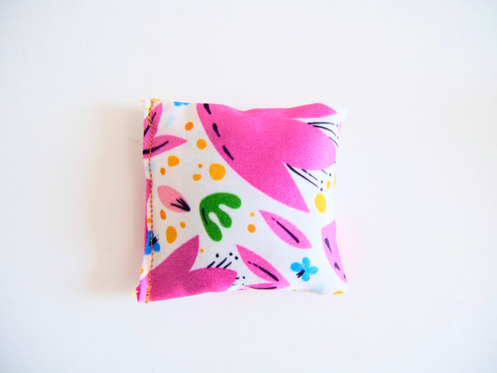Rejuvenating Scented Sachets in "Breezy Tulips" Pattern Filled with Organic Ingredients (Assorted Colors)