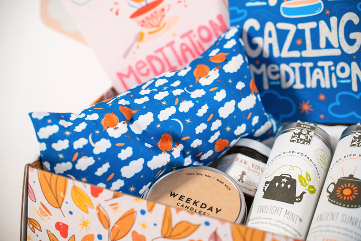 "Winter Wellness" Gift Box: Chamomile Eye Pillow, Uplifting Teas, Honey, Soy Candle & Greeting Card (Winter Dreaming)