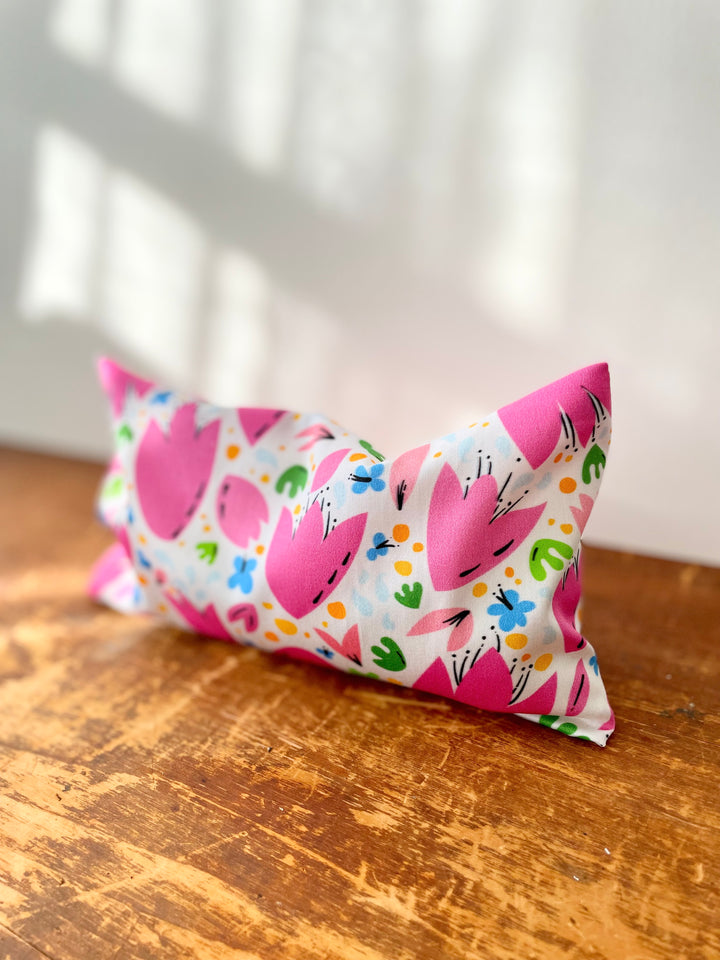 Scented Serenity Eye Pillow - Breezy Tulips Pattern w. Black Details (Grow & Bloom Collection)